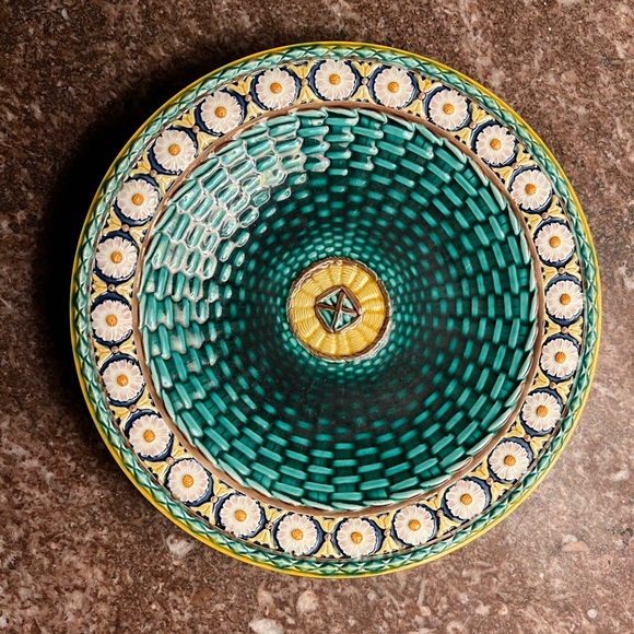 Wedgwood Stanley Pattern Majolica Plate - Picture 1 of 3